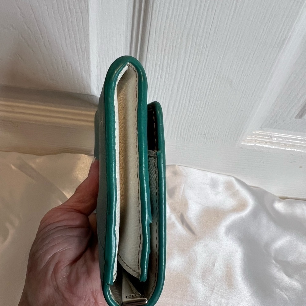 FURLA AUTHENTIC LONG BLUE ZIP AROUND WALLET - Picture 5 of 14